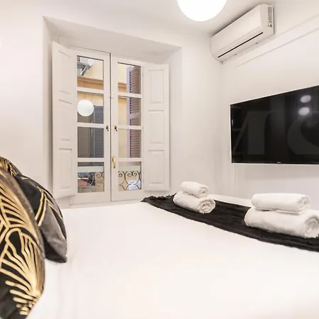 Glamorous Flat In The Heart Of By Rems * Malaga